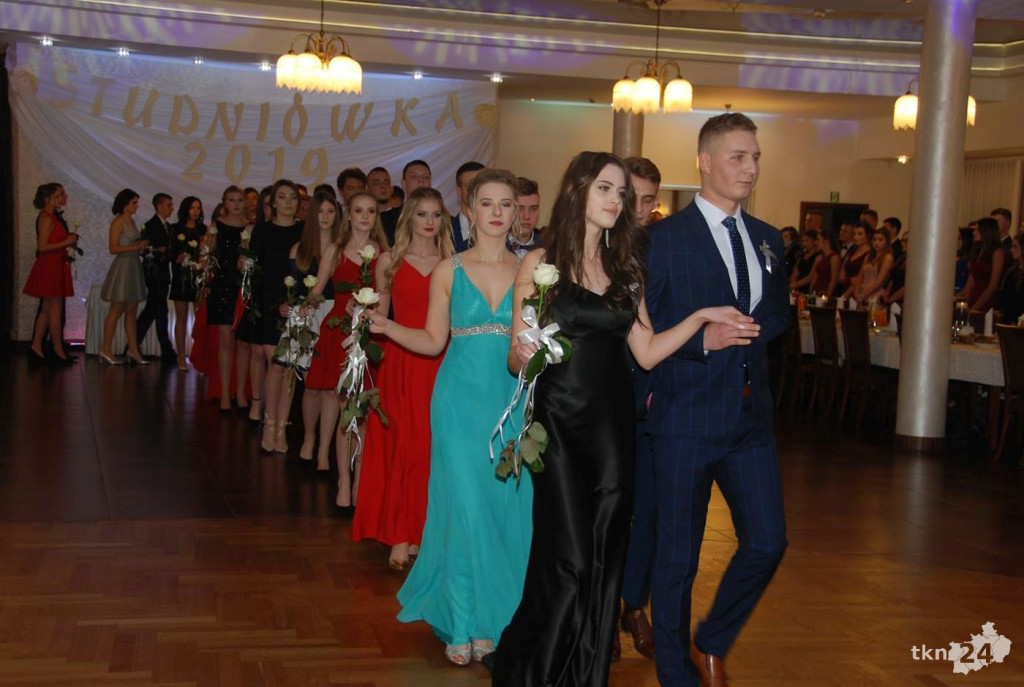 Wideo: Studniówka ZSP Stąporków z gwiazdą disco-polo!