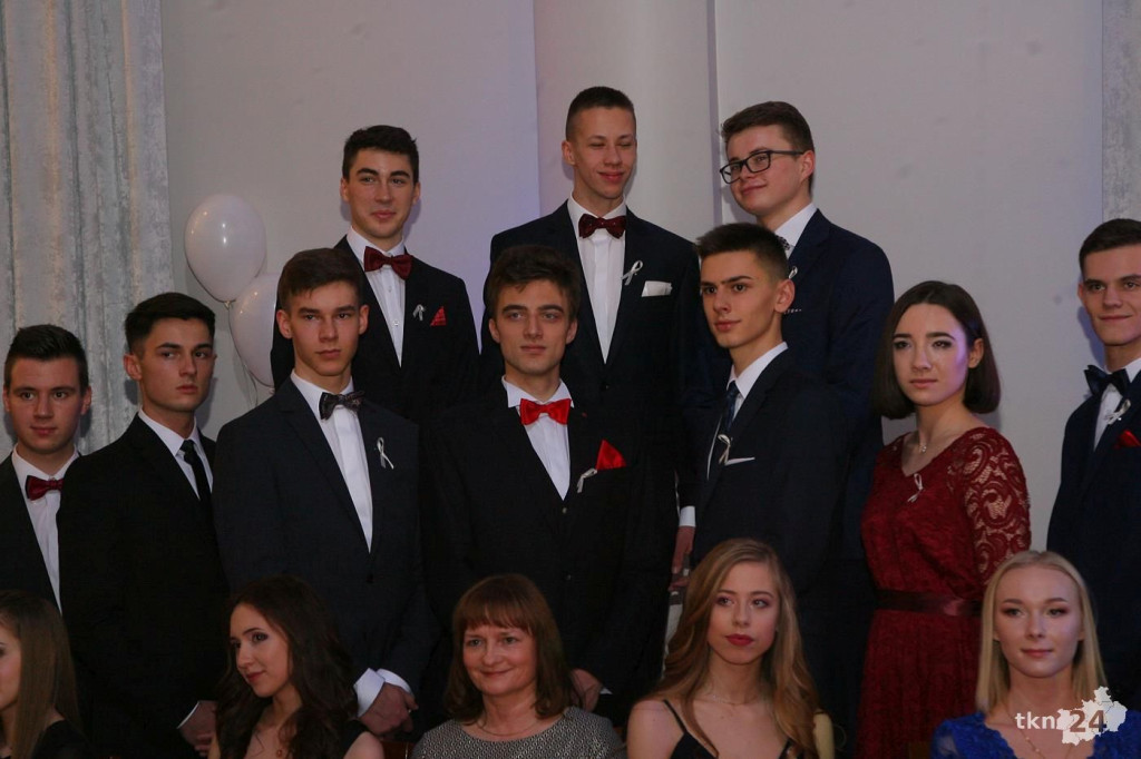 Relacja wideo: Studniówka I LO w Końskich 2019