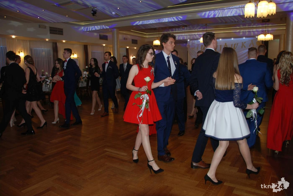 Wideo: Studniówka ZSP Stąporków z gwiazdą disco-polo!