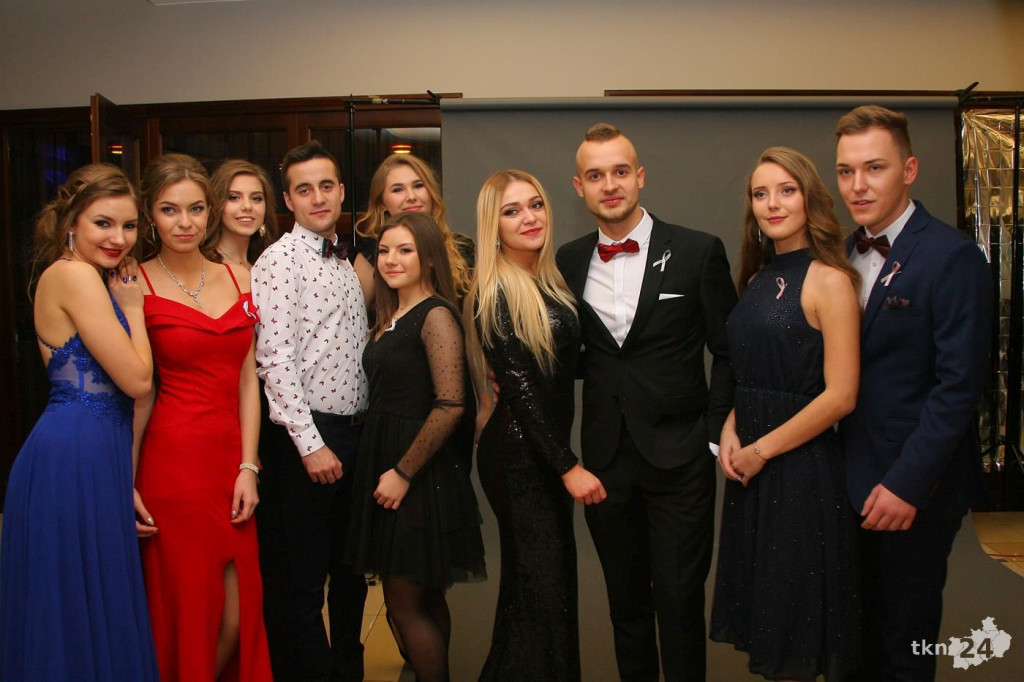 Relacja wideo: Studniówka I LO w Końskich 2019