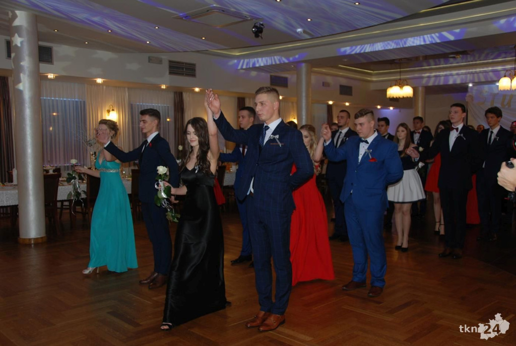 Wideo: Studniówka ZSP Stąporków z gwiazdą disco-polo!