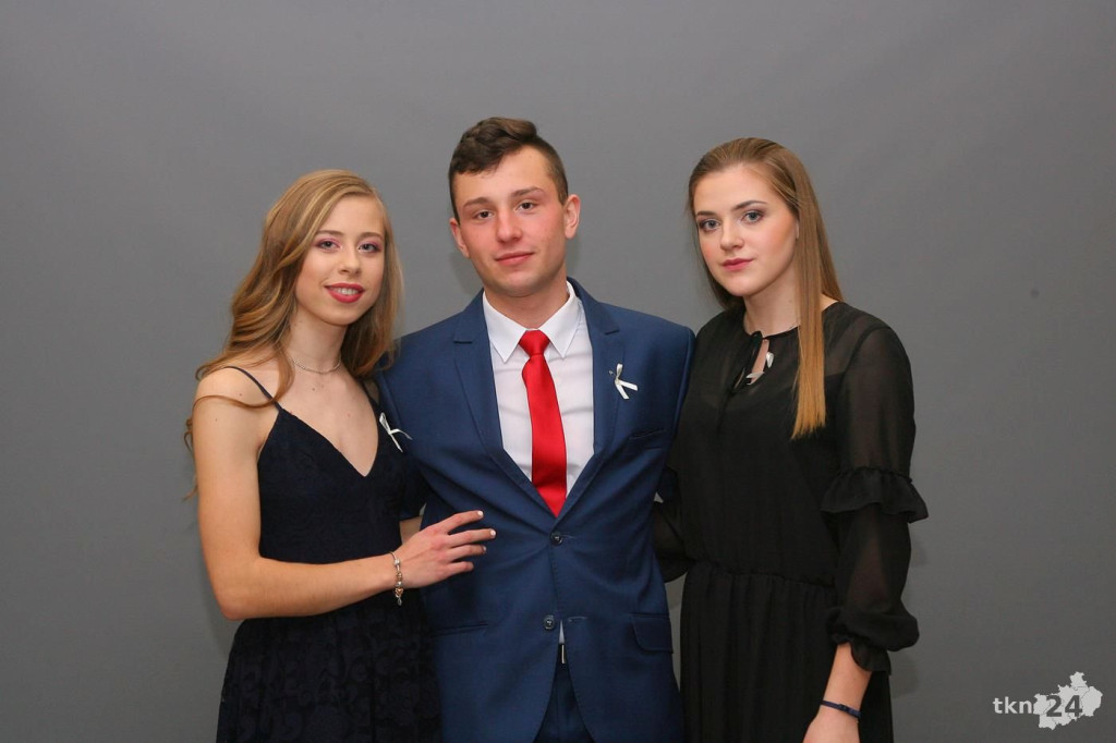 Relacja wideo: Studniówka I LO w Końskich 2019