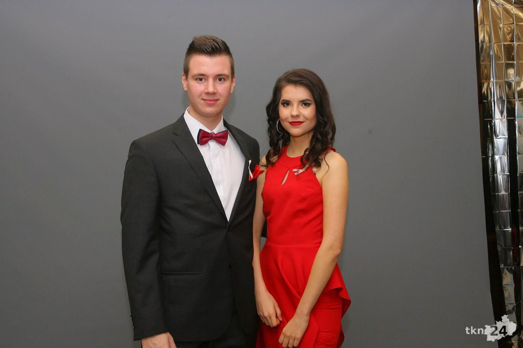 Relacja wideo: Studniówka I LO w Końskich 2019