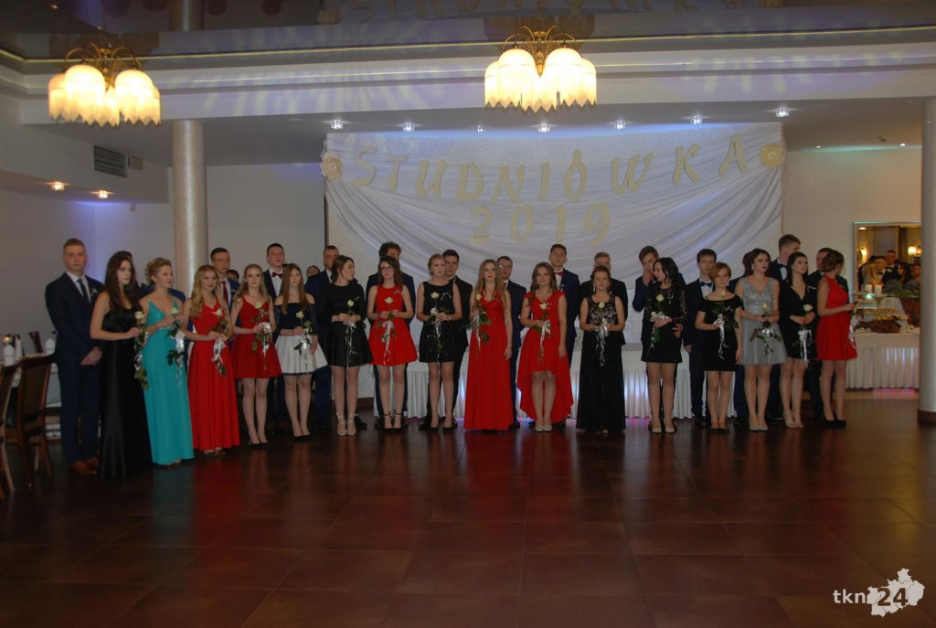 Wideo: Studniówka ZSP Stąporków z gwiazdą disco-polo!