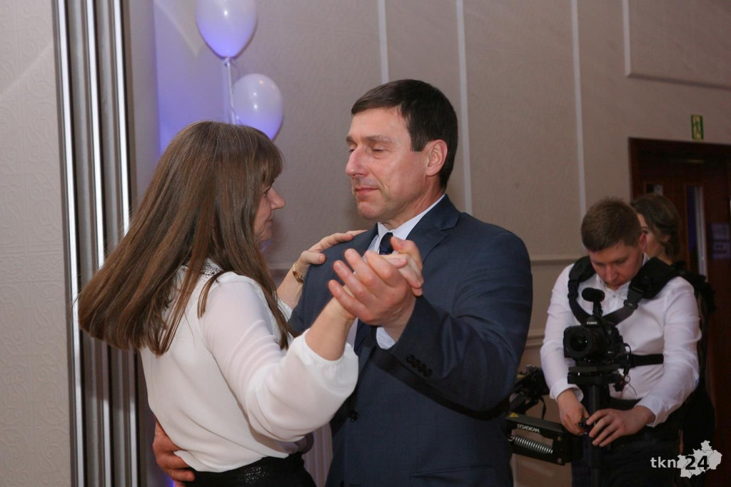 Relacja wideo: Studniówka I LO w Końskich 2019