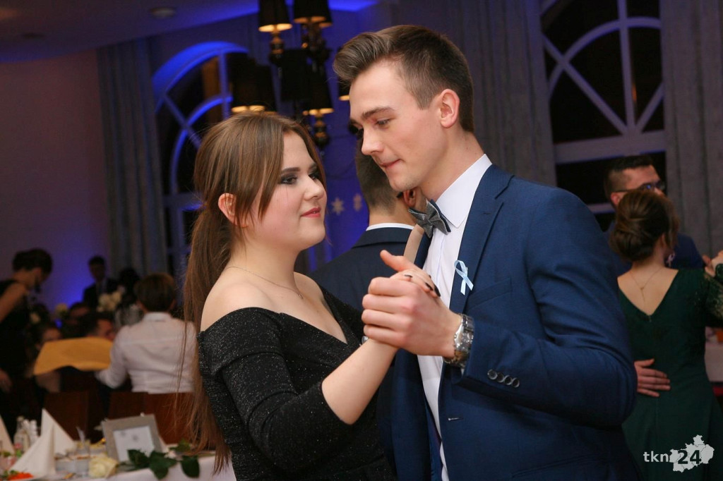 Relacja wideo: Studniówka I LO w Końskich 2019