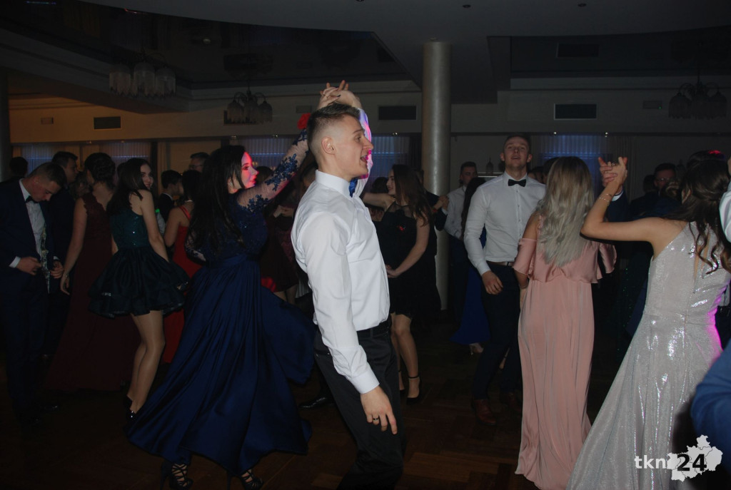 Wideo: Studniówka ZSP Stąporków z gwiazdą disco-polo!