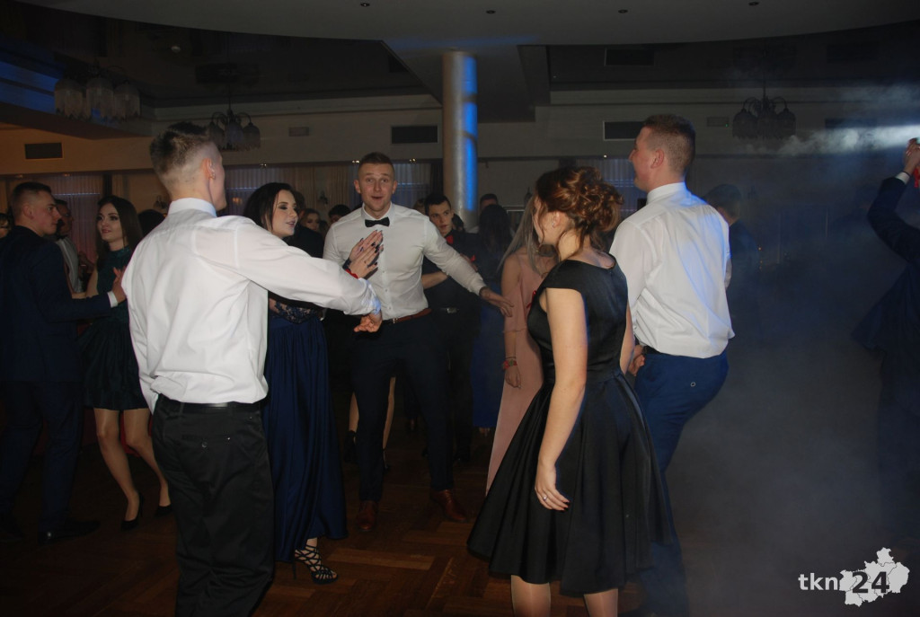 Wideo: Studniówka ZSP Stąporków z gwiazdą disco-polo!