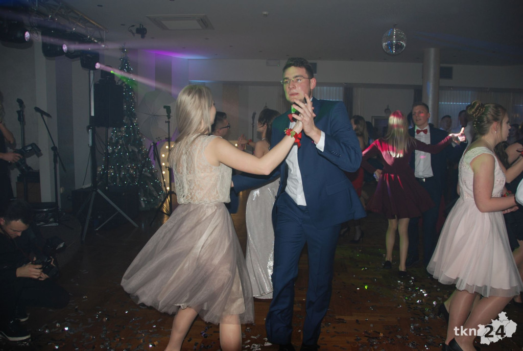 Wideo: Studniówka ZSP Stąporków z gwiazdą disco-polo!
