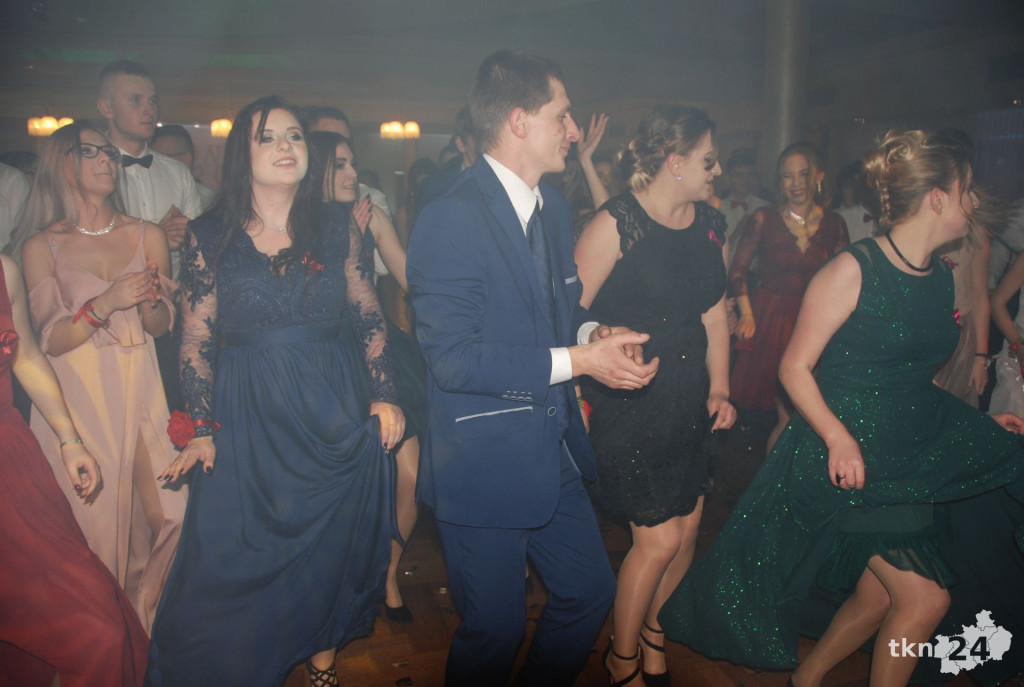 Wideo: Studniówka ZSP Stąporków z gwiazdą disco-polo!