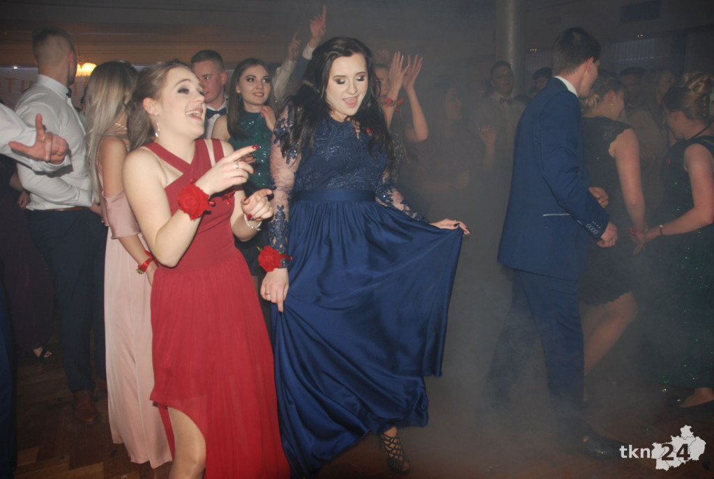 Wideo: Studniówka ZSP Stąporków z gwiazdą disco-polo!