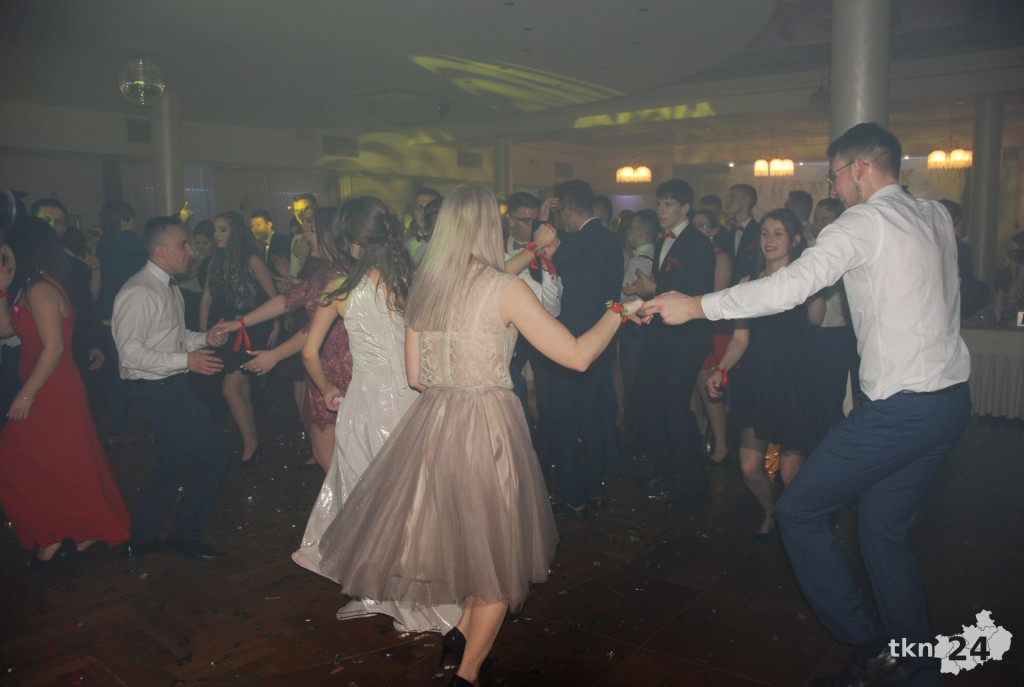 Wideo: Studniówka ZSP Stąporków z gwiazdą disco-polo!