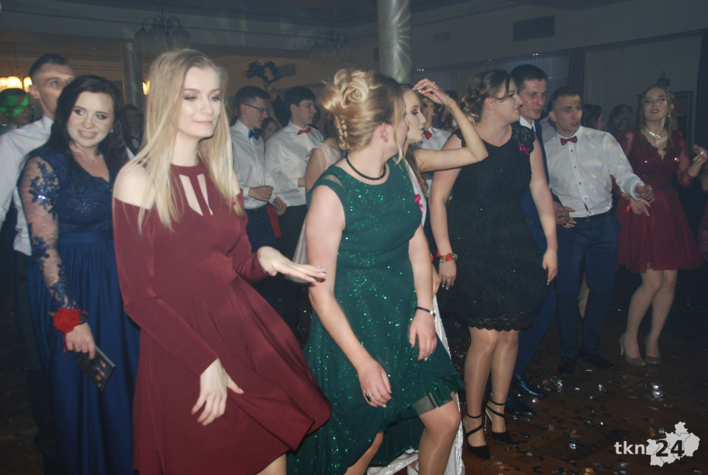 Wideo: Studniówka ZSP Stąporków z gwiazdą disco-polo!