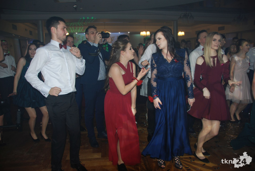 Wideo: Studniówka ZSP Stąporków z gwiazdą disco-polo!