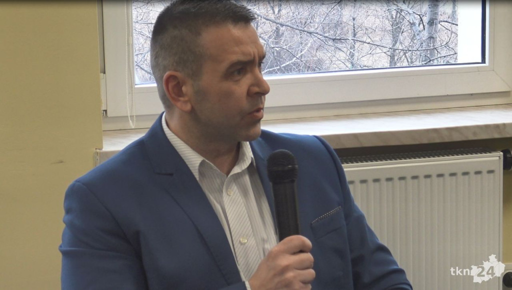 Budżet powiatu uchwalony z deficytem. Duży sprzeciw opozycji [wideo, zdjęcia]