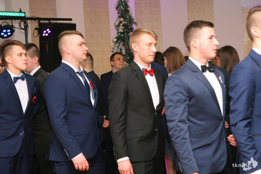 Relacja wideo: Studniówka Ekonomika z zespołem Łobuzy!