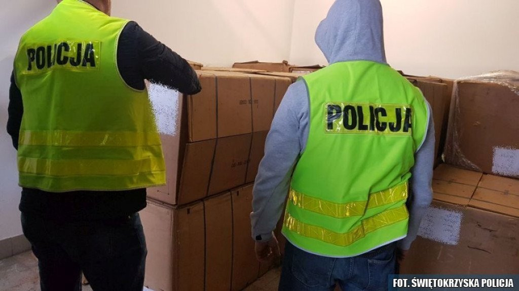 Policjanci przejęli ponad 4 tony krajanki tytoniowej [zdjęcia]