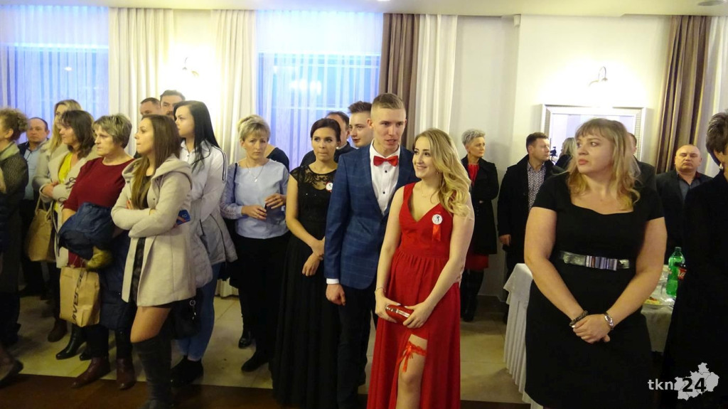 Opoczyńska studniówka w Końskich z zespołem Top Girls! [wideo, zdjęcia]