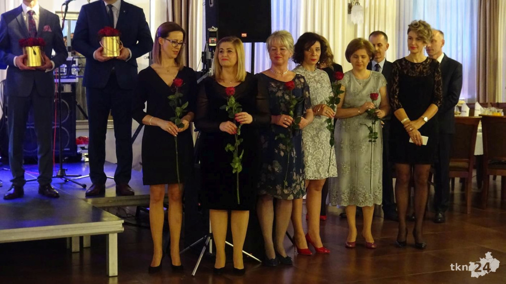 Opoczyńska studniówka w Końskich z zespołem Top Girls! [wideo, zdjęcia]