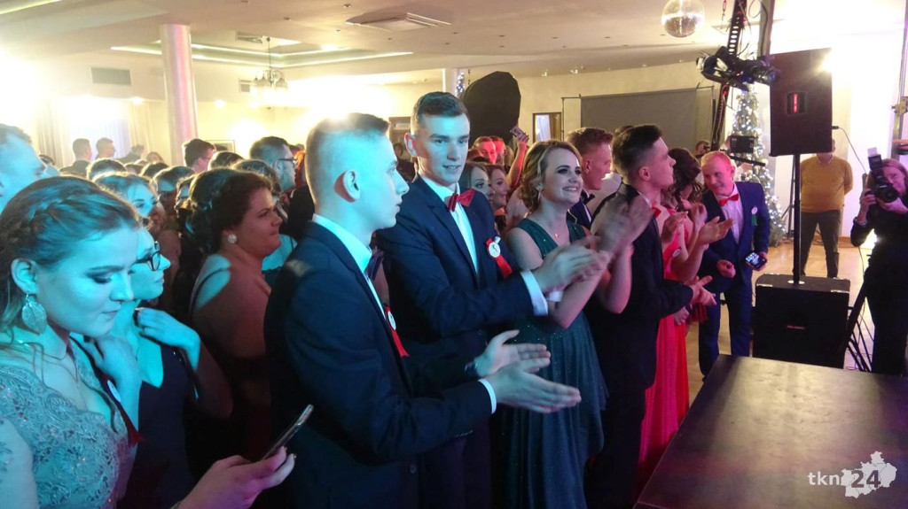 Opoczyńska studniówka w Końskich z zespołem Top Girls! [wideo, zdjęcia]