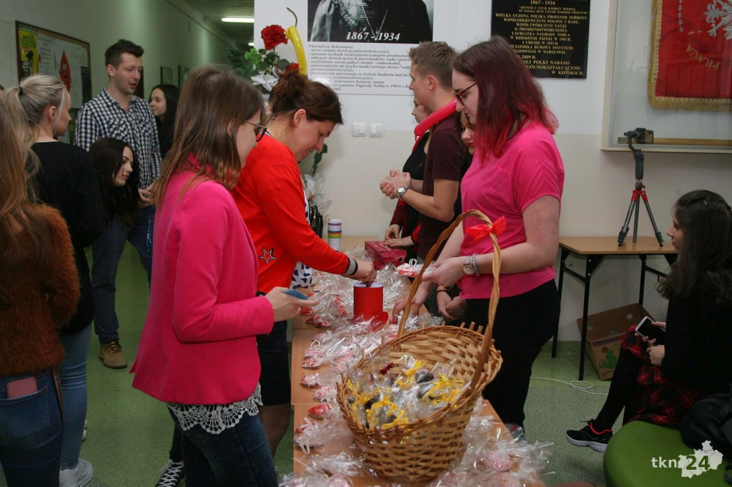 Zdrowe i dobre serca na Walentynki w II LO [wideo, zdjęcia]