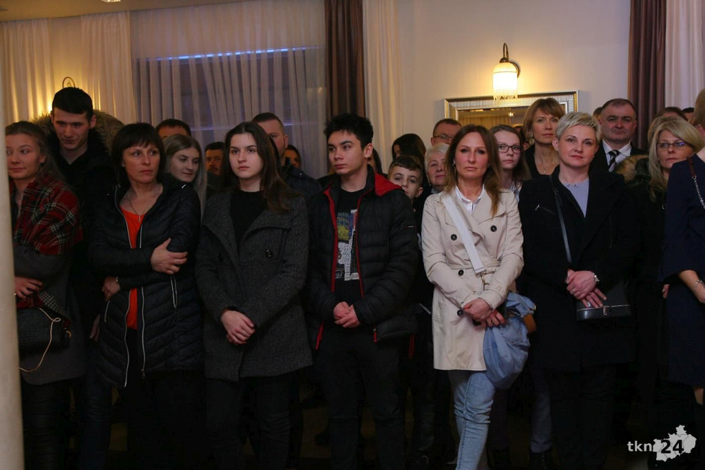 Relacja wideo: Studniówka II LO z Czadomanem!