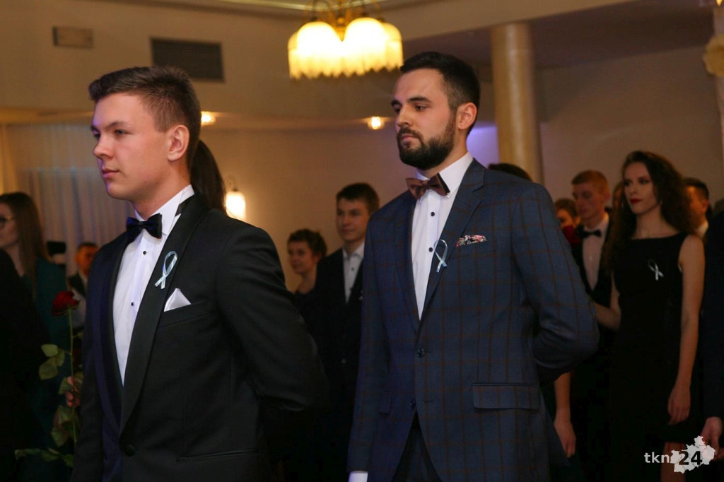 Relacja wideo: Studniówka II LO z Czadomanem!