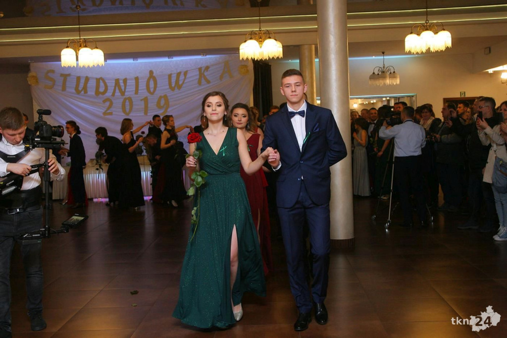 Relacja wideo: Studniówka II LO z Czadomanem!