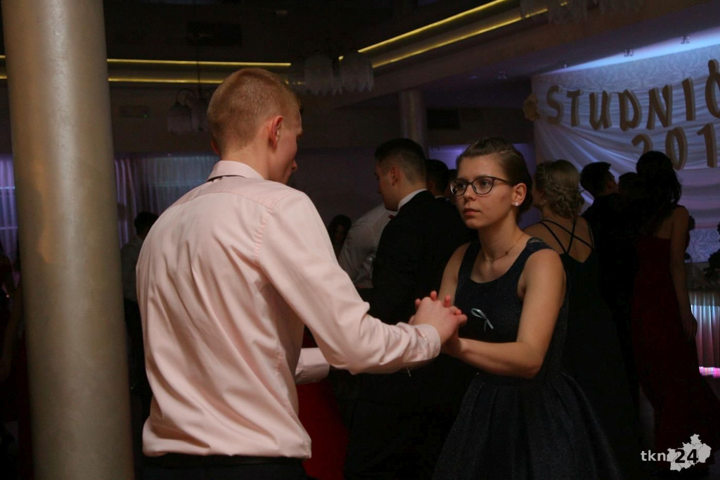 Relacja wideo: Studniówka II LO z Czadomanem!