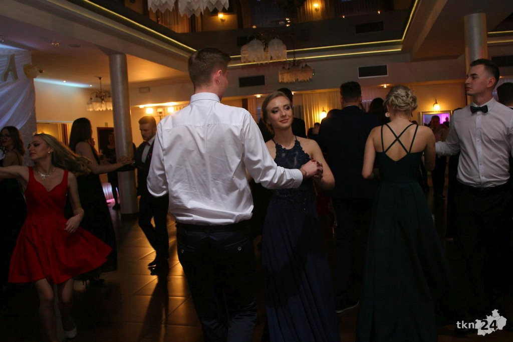 Relacja wideo: Studniówka II LO z Czadomanem!