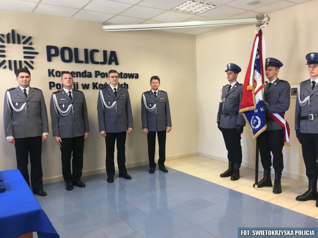 Policjanci pożegnali Jarka Długosza - komendanta z Radoszyc [zdjęcia]