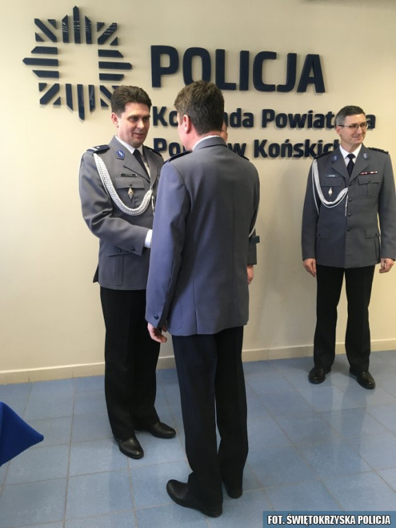 Policjanci pożegnali Jarka Długosza - komendanta z Radoszyc [zdjęcia]