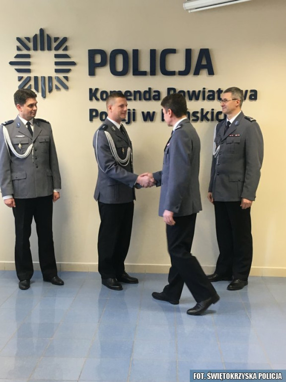 Policjanci pożegnali Jarka Długosza - komendanta z Radoszyc [zdjęcia]