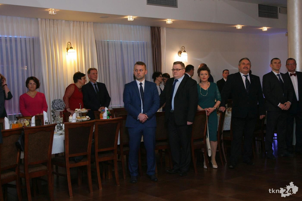 Relacja wideo: Studniówka ZSP 1 Końskie z koncertem grupy DEJW