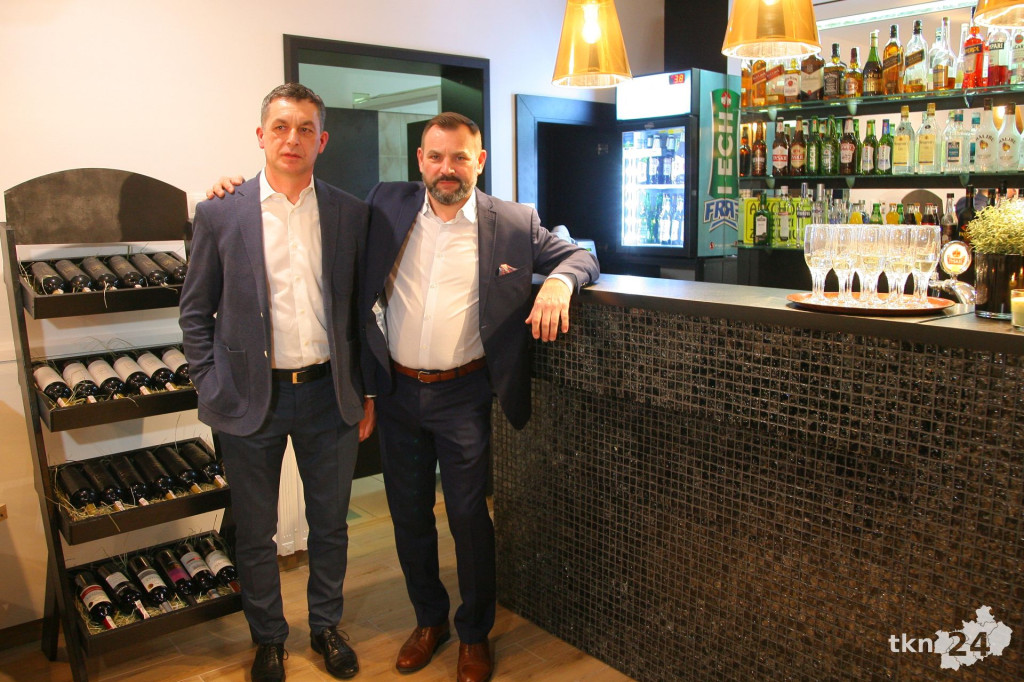 Starbex w zupełnie nowej odsłonie! Restauracja już otwarta! [wideo, zdjęcia]