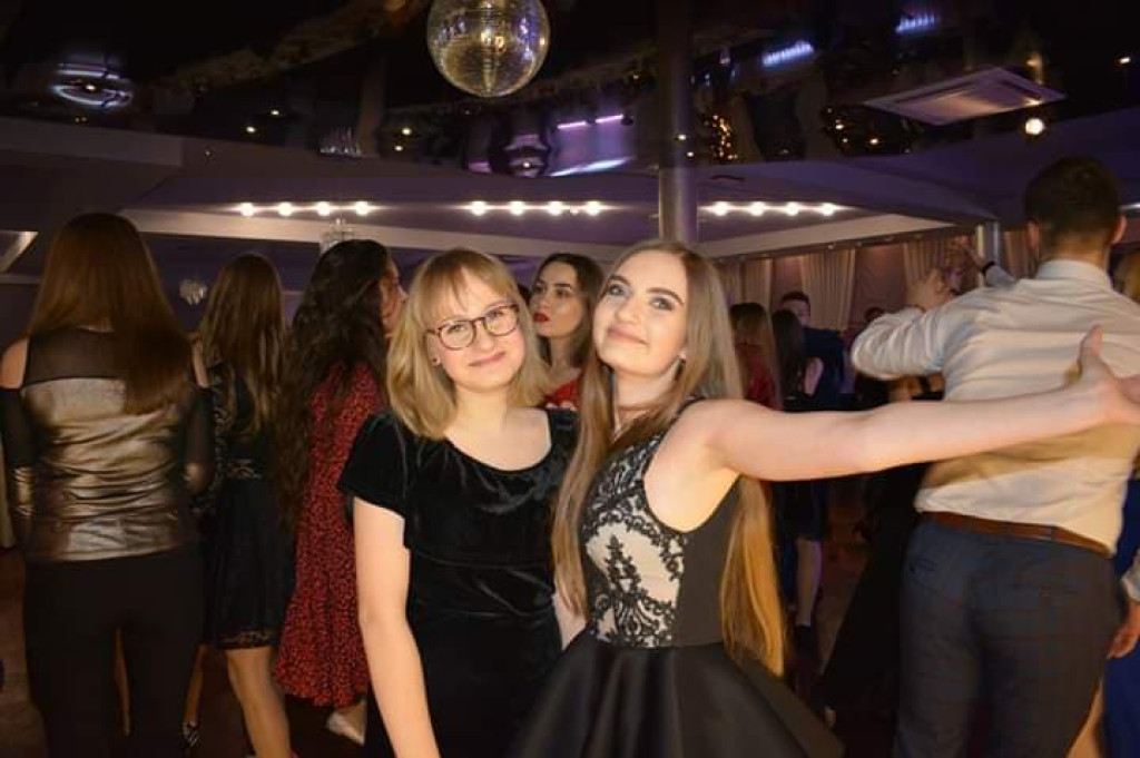 Bawili się bez alkoholu. Bal zorganizowany przez parafię Chrystusa Odkupiciela [zdjęcia]