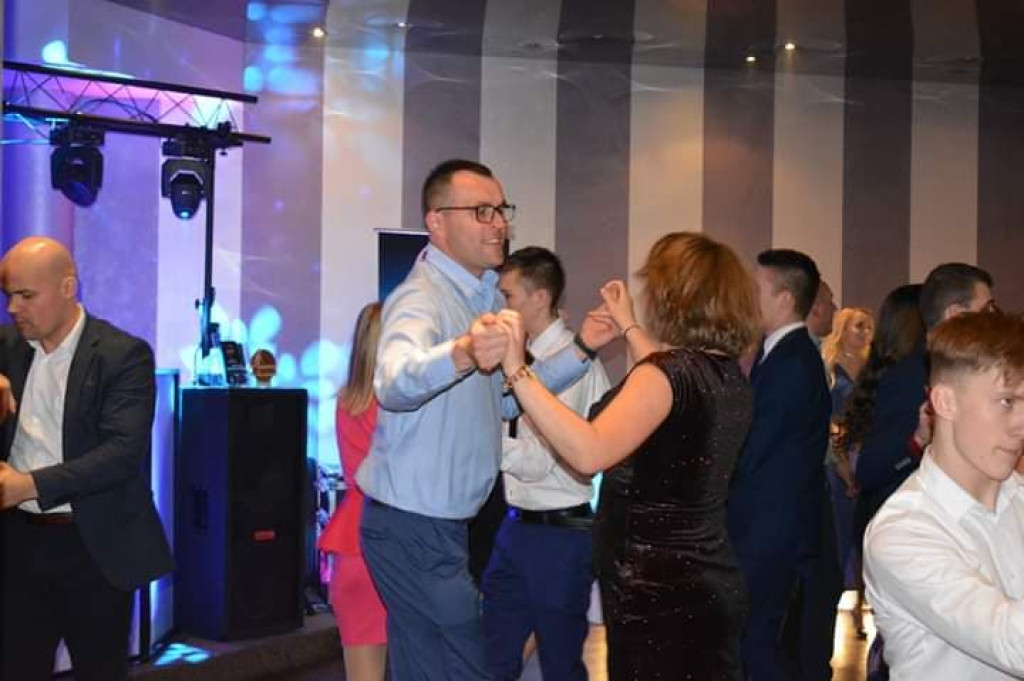 Bawili się bez alkoholu. Bal zorganizowany przez parafię Chrystusa Odkupiciela [zdjęcia]