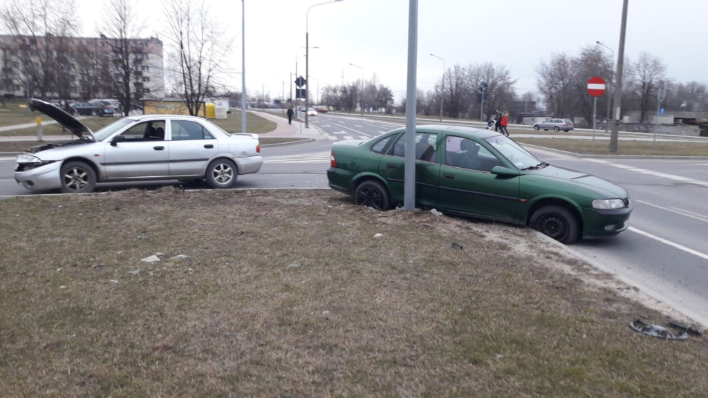 Zderzenie pod Kauflandem. Pokrzywdzony (!) jechał pijany!