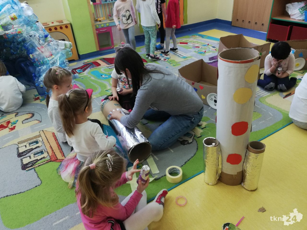 Eko tydzień bez zabawek w przedszkolu Bajkowa Kraina [wideo, zdjęcia]