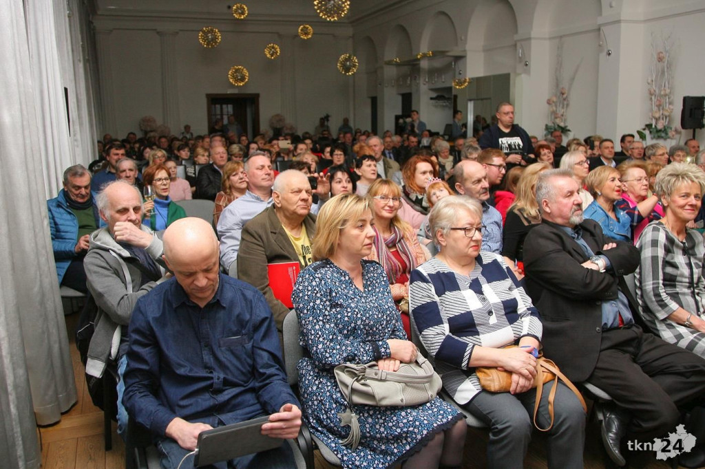 Znakomici Skaldowie dali koncert na Dzień Kobiet w Końskich! [wideo, zdjęcia]