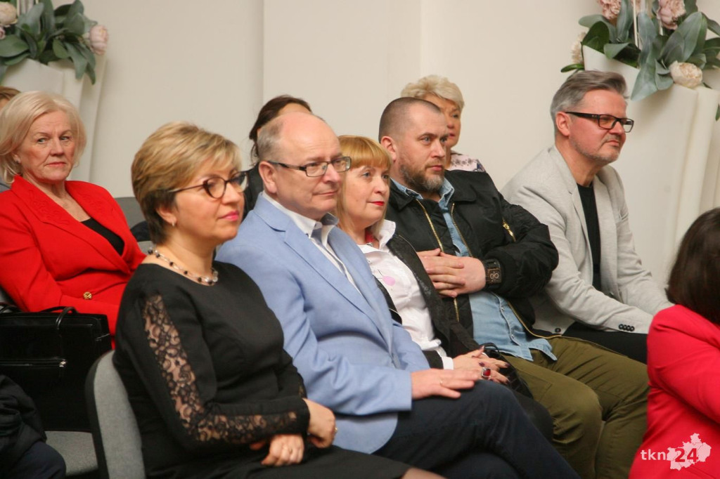 Znakomici Skaldowie dali koncert na Dzień Kobiet w Końskich! [wideo, zdjęcia]
