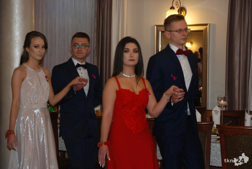 Studniówki 2019 już za nami. Przeżyjmy to jeszcze raz! [wideo, zdjęcia]