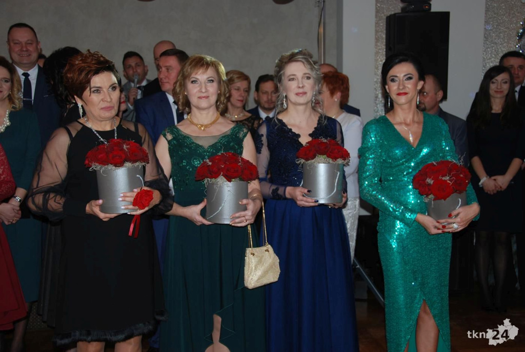 Studniówki 2019 już za nami. Przeżyjmy to jeszcze raz! [wideo, zdjęcia]