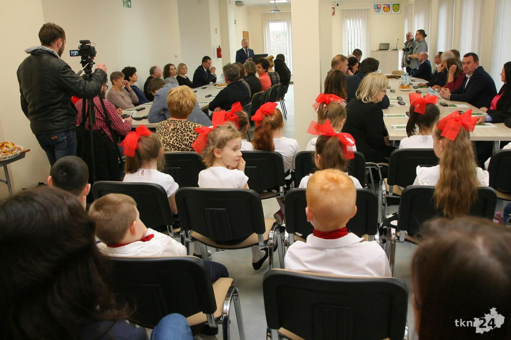Wielkie święto w Rudzie Malenieckiej! Otworzyli Centrum Kultury! [wideo, zdjęcia]