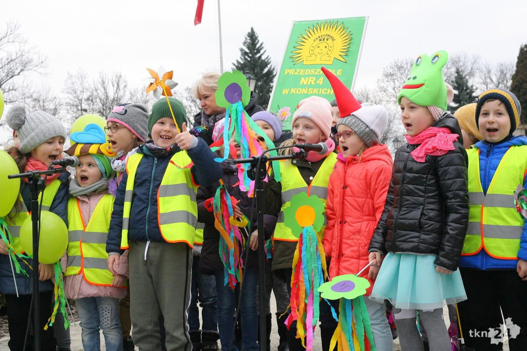 Przedszkolaki w Końskich budziły wiosnę! Zobaczcie wideo i zdjęcia
