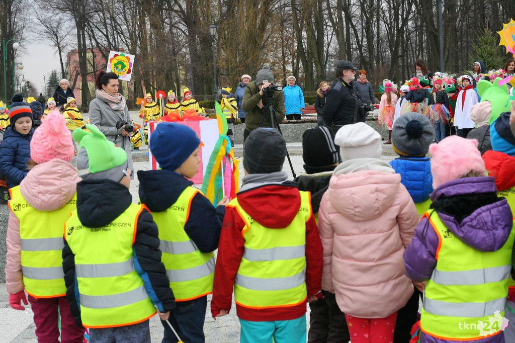 Przedszkolaki w Końskich budziły wiosnę! Zobaczcie wideo i zdjęcia