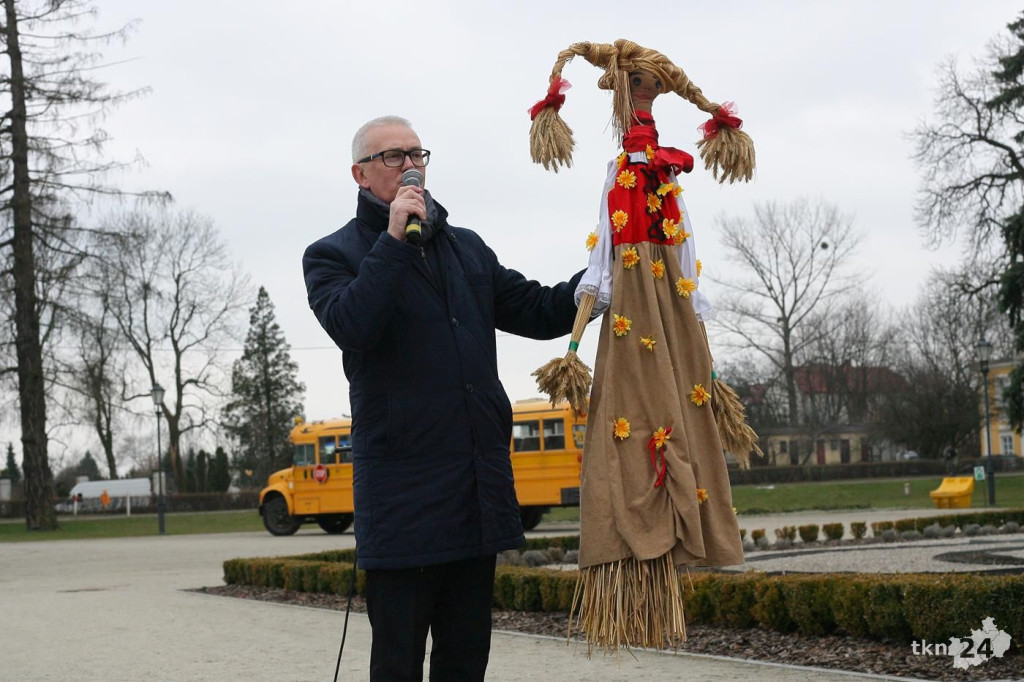 Przedszkolaki w Końskich budziły wiosnę! Zobaczcie wideo i zdjęcia