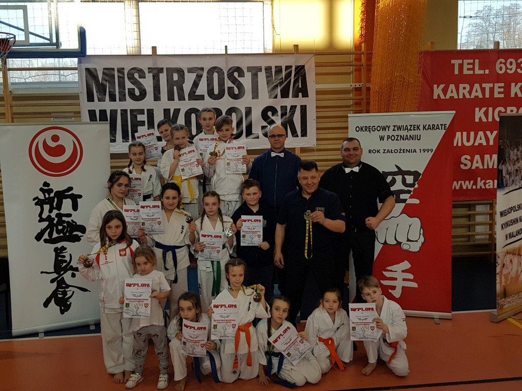 Kolejny świetny start karateków z Niekłania! [zdjęcia]