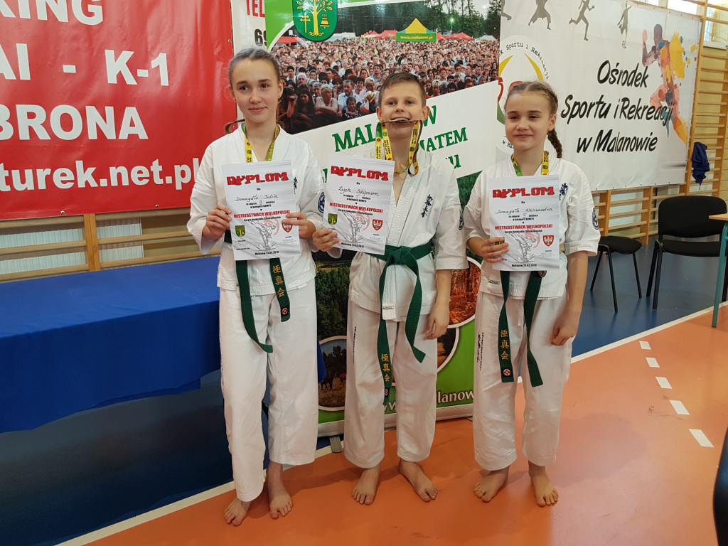 Kolejny świetny start karateków z Niekłania! [zdjęcia]