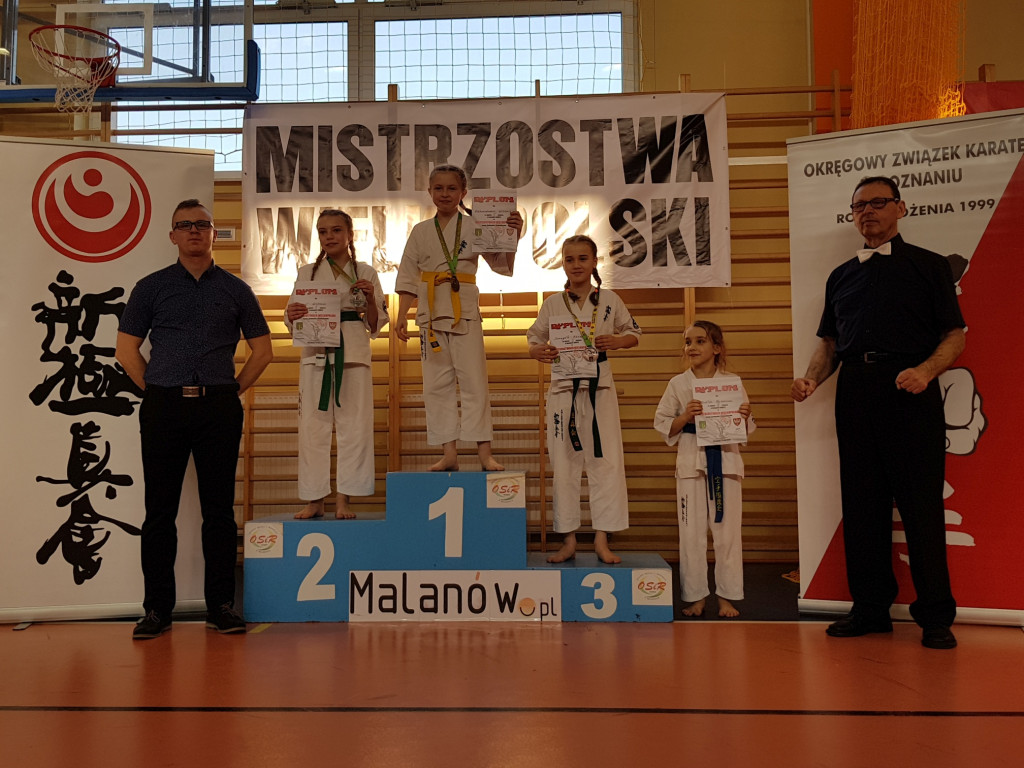 Kolejny świetny start karateków z Niekłania! [zdjęcia]